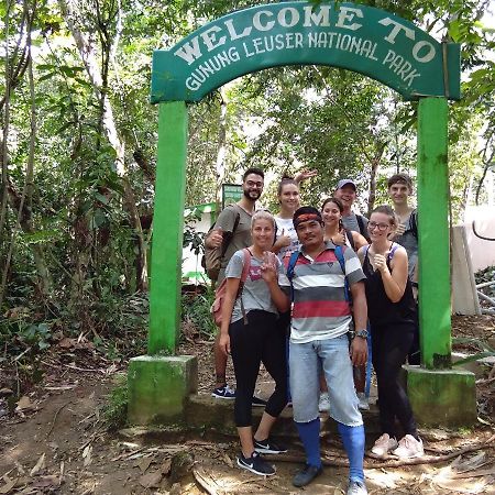 Jungle Treking & Jungle Tour If You Want To Stay Here,You Must Book Treking Only With Us Bukit Lawang Exterior foto