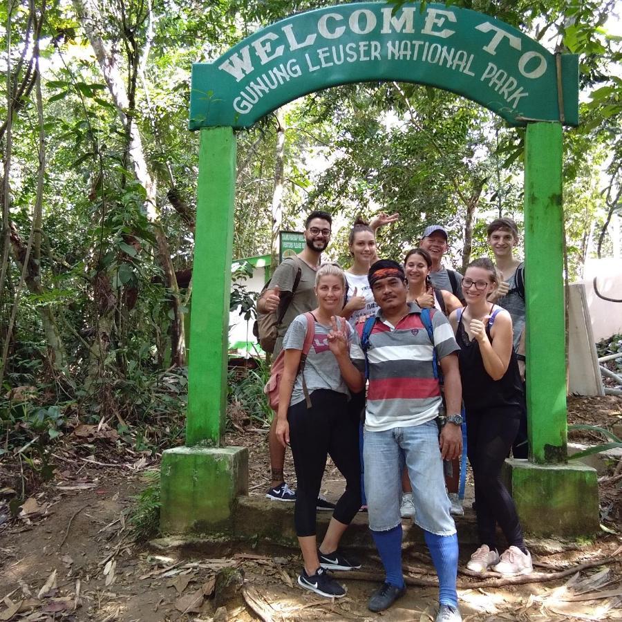 Jungle Treking & Jungle Tour If You Want To Stay Here,You Must Book Treking Only With Us Bukit Lawang Exterior foto