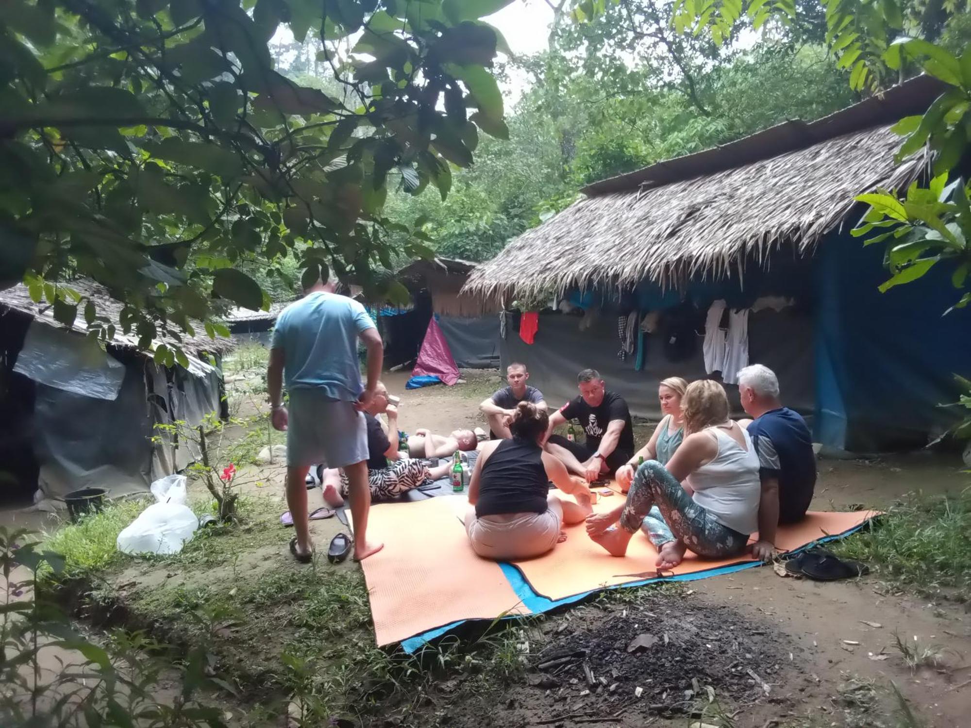 Jungle Treking & Jungle Tour If You Want To Stay Here,You Must Book Treking Only With Us Bukit Lawang Exterior foto